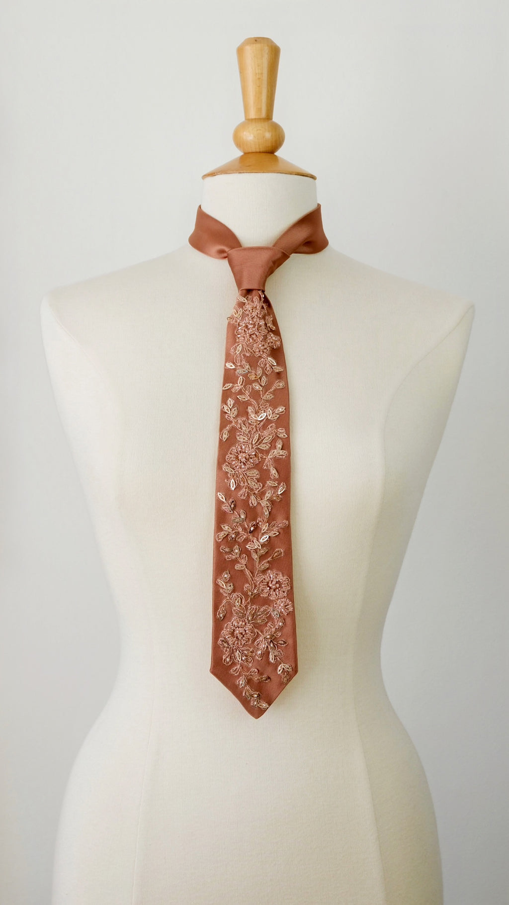 Tie Esther